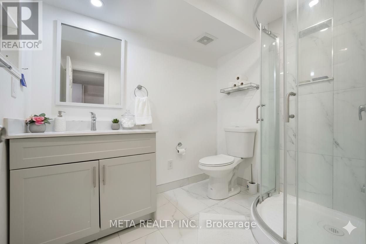 12 HEAVER DRIVE - 33