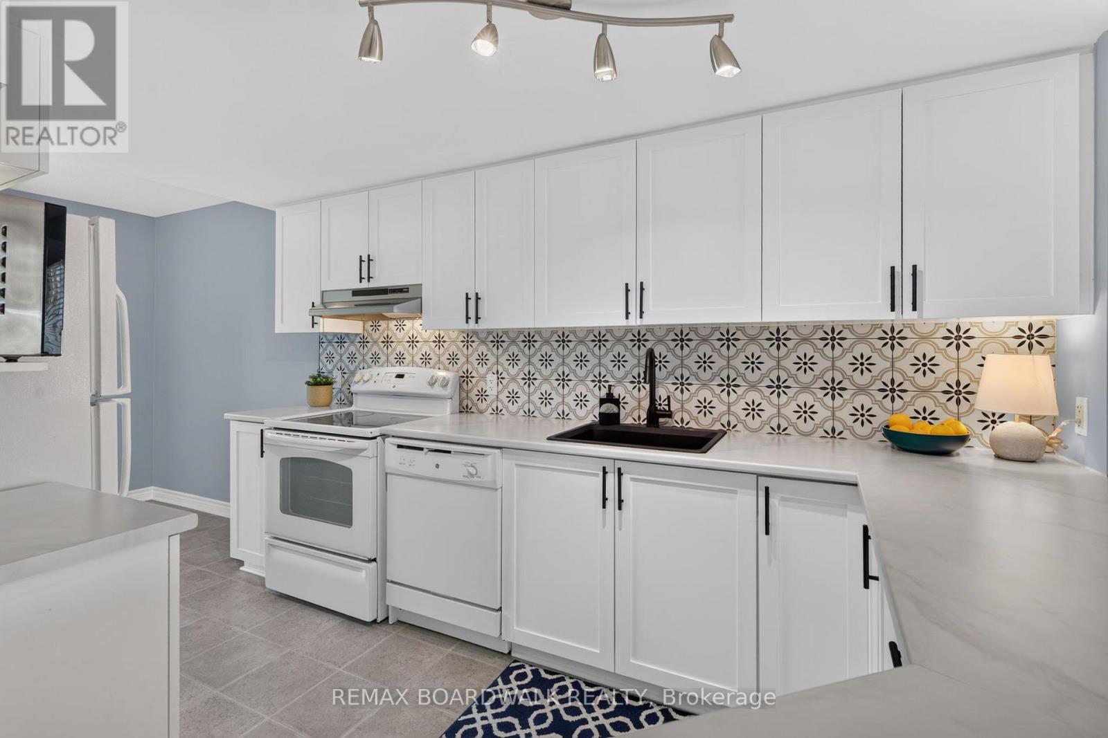 223 PASEO PRIVATE - 5