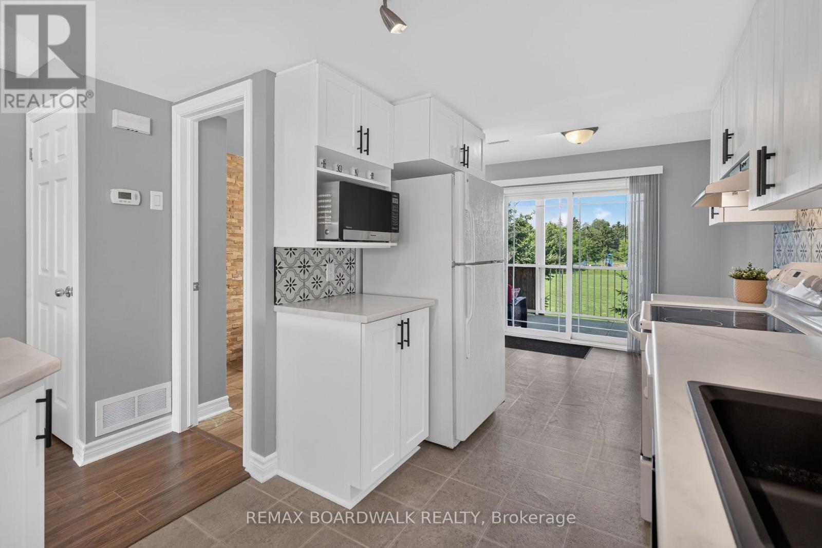223 PASEO PRIVATE - 7