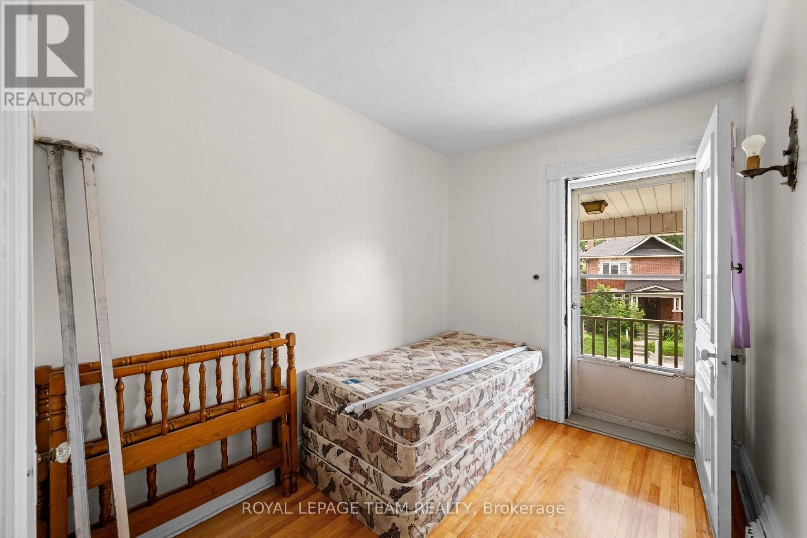 183-185 BELMONT AVENUE, Ottawa. Luxury613. By Peter Sagos - Image 23