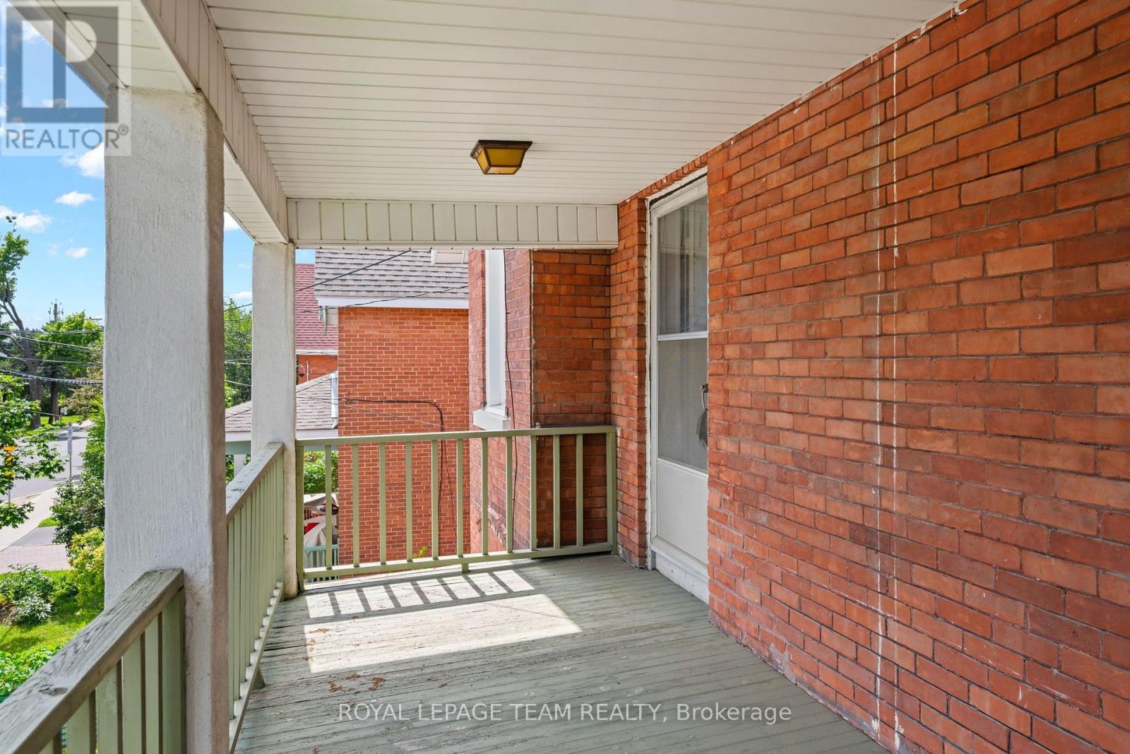 183-185 BELMONT AVENUE, Ottawa. Luxury613. By Peter Sagos - Image 25