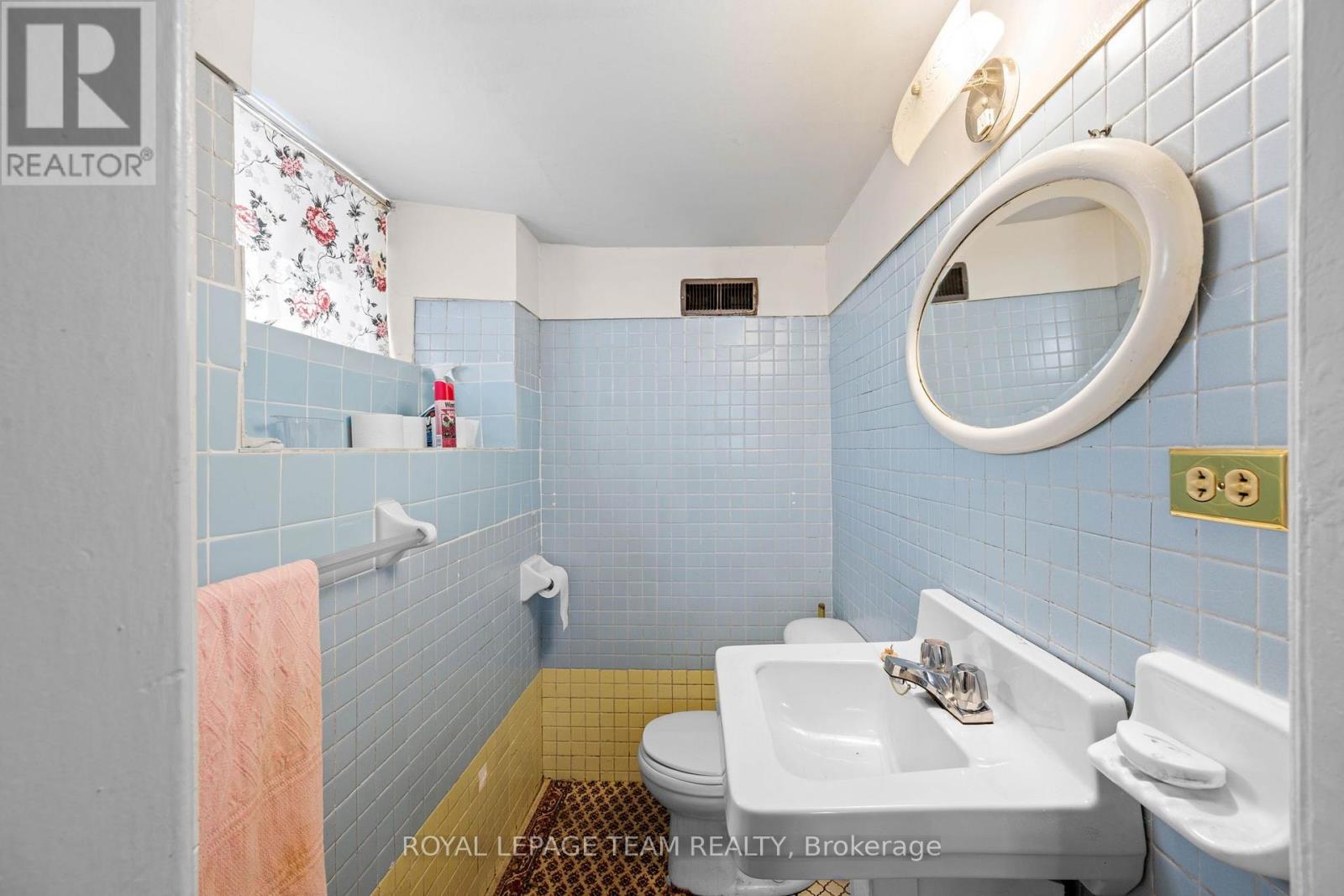 183-185 BELMONT AVENUE, Ottawa. Luxury613. By Peter Sagos - Image 28