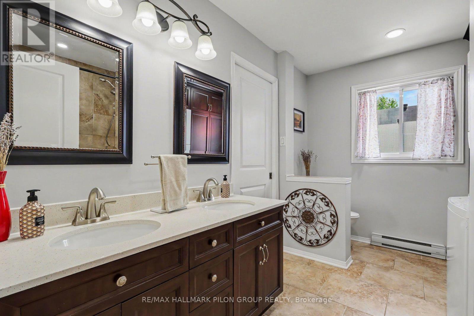 965 COTE STREET - Image 10