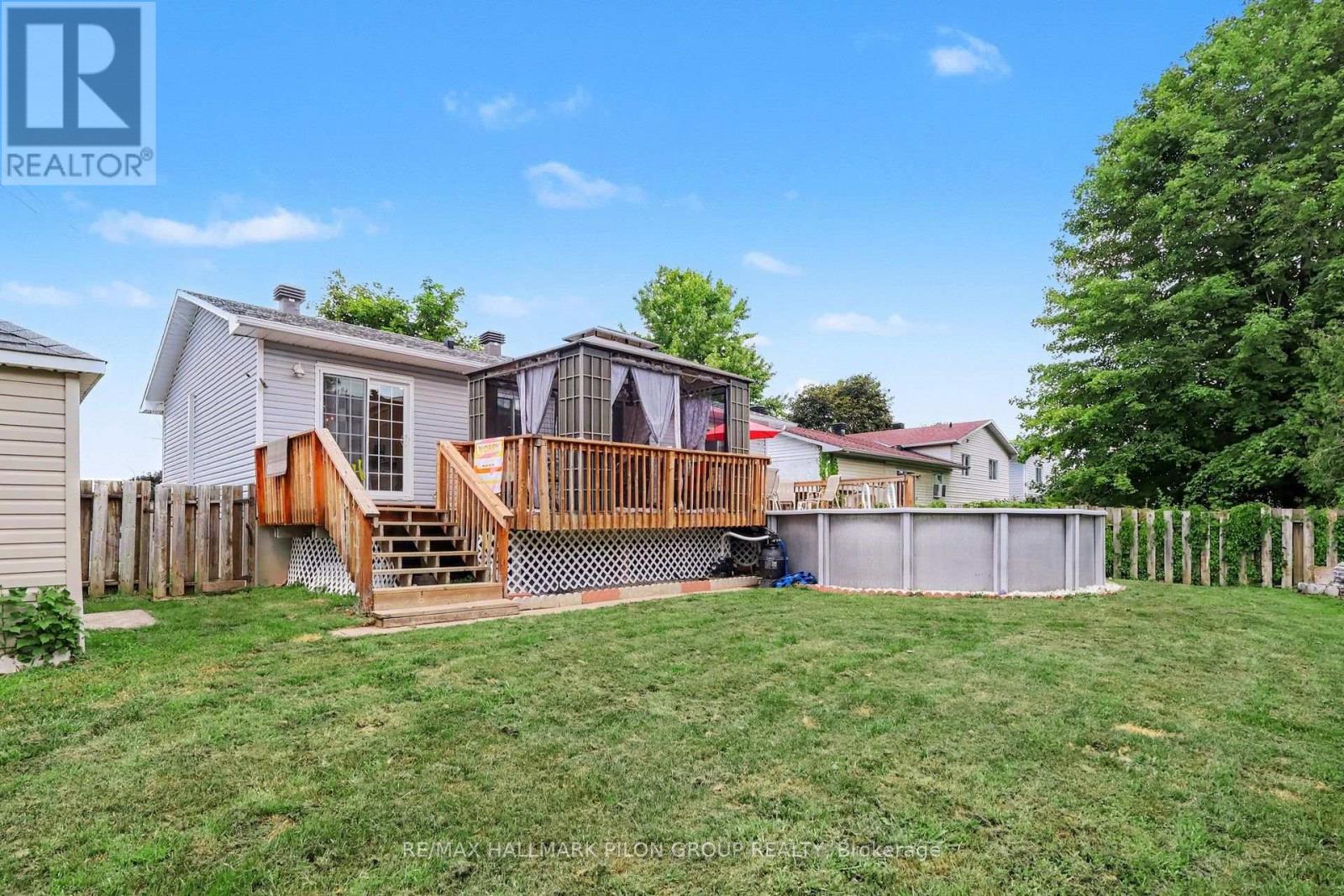 965 COTE STREET - Image 20