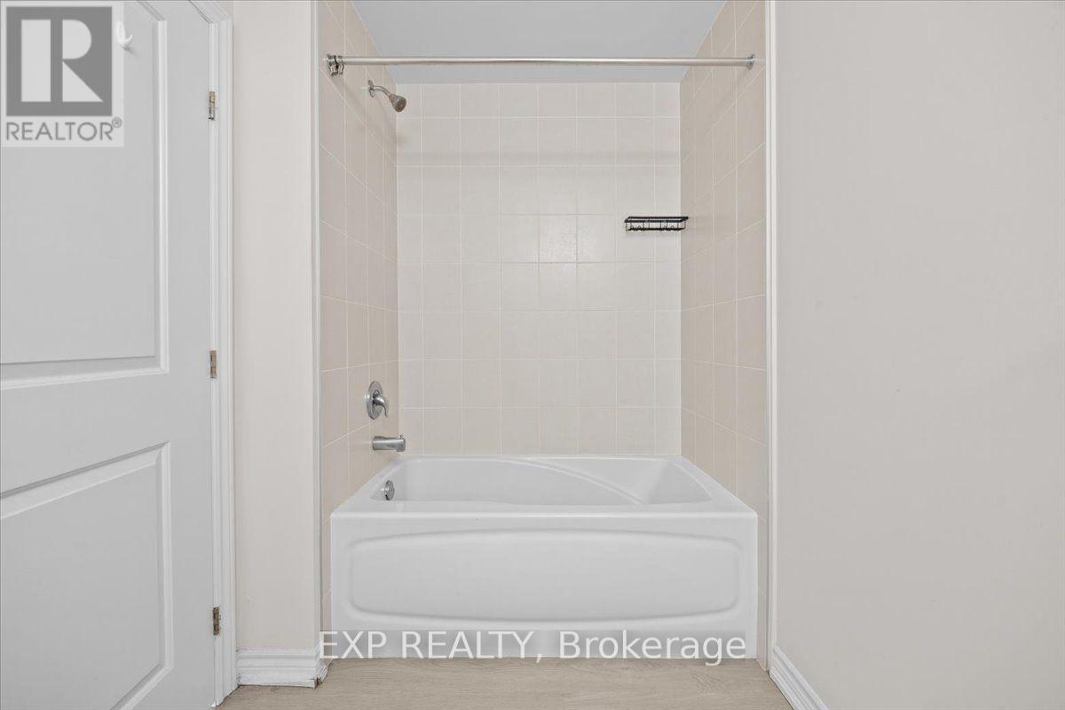 #502 – 1350 HEMLOCK ROAD, Ottawa. Luxury613. By Peter Sagos - Image 24