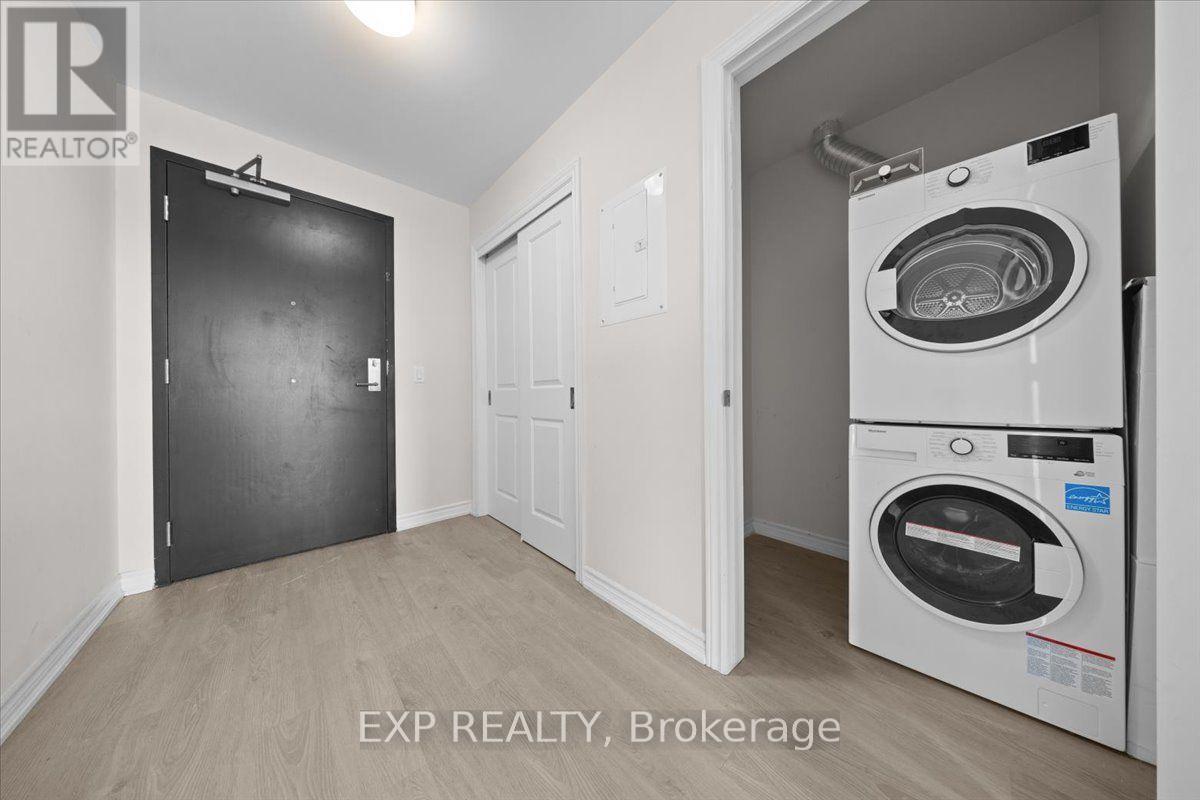 #502 – 1350 HEMLOCK ROAD, Ottawa. Luxury613. By Peter Sagos - Image 9