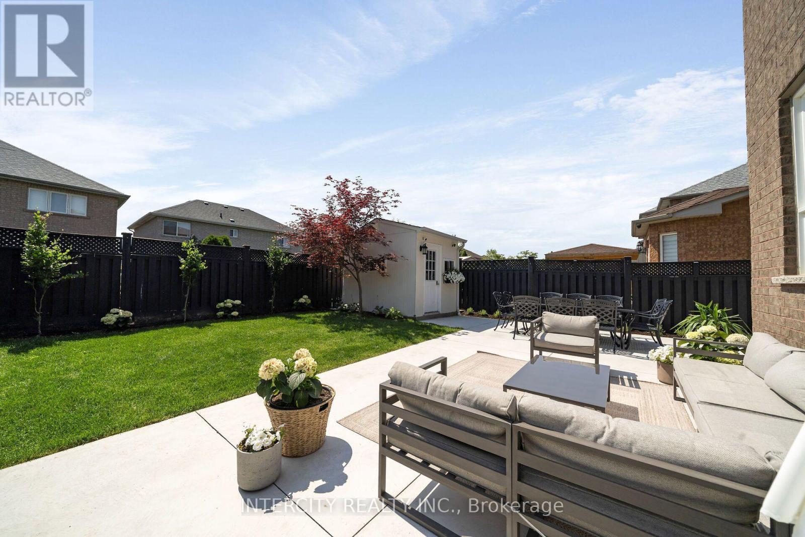 105 VIA CARMINE AVENUE - 33