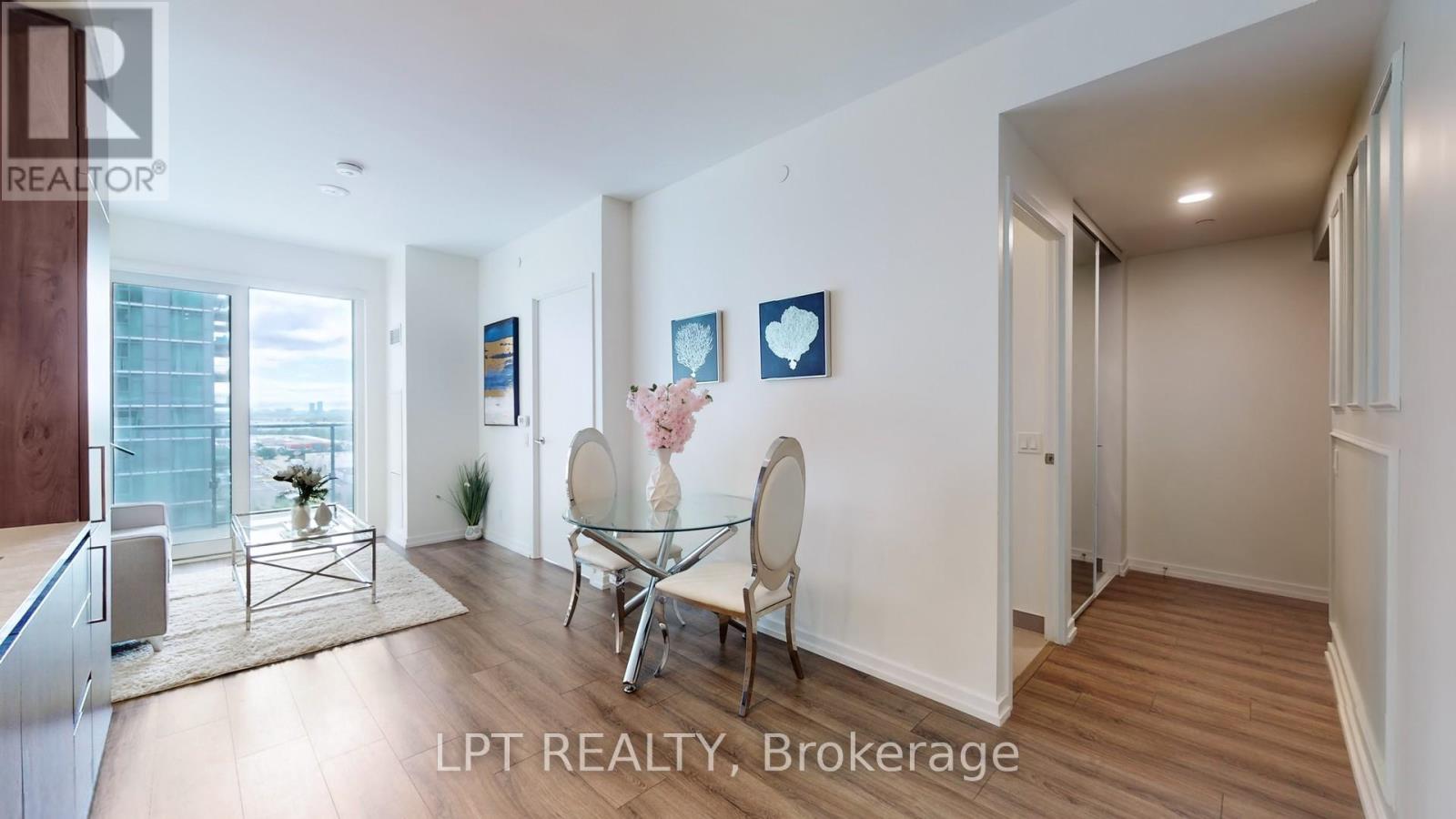 #1611 7890 JANE STREET - 15