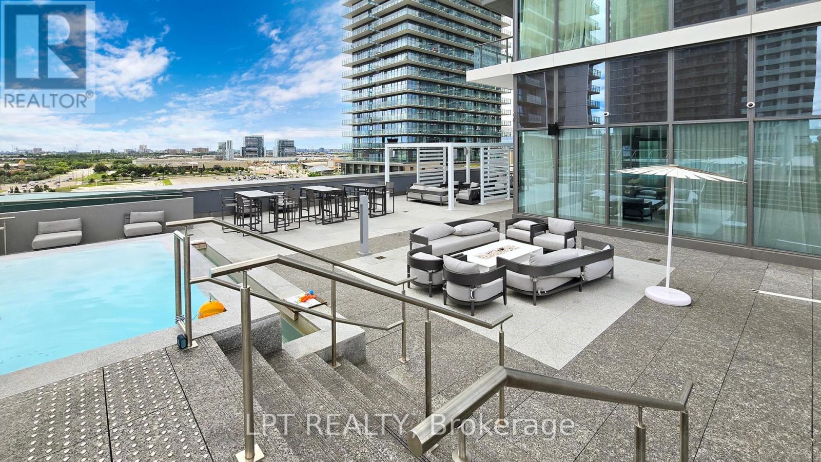 #1611 7890 JANE STREET - 41