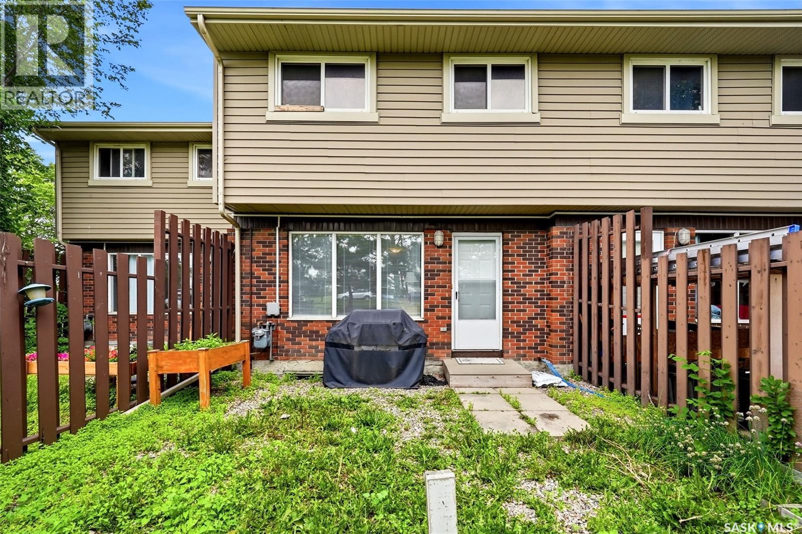 #3828 Castle ROAD - 18