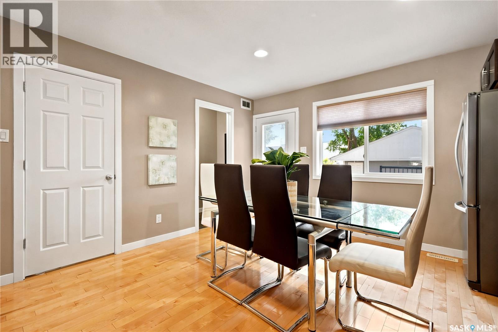 465 Montreal STREET — photo 12