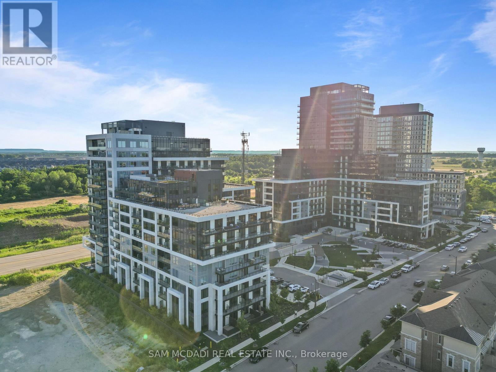 #318 3200 WILLIAM COLTSON AVENUE - 25