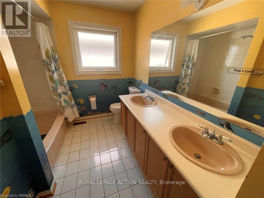 30 HOLLYBUSH STREET - Image 23