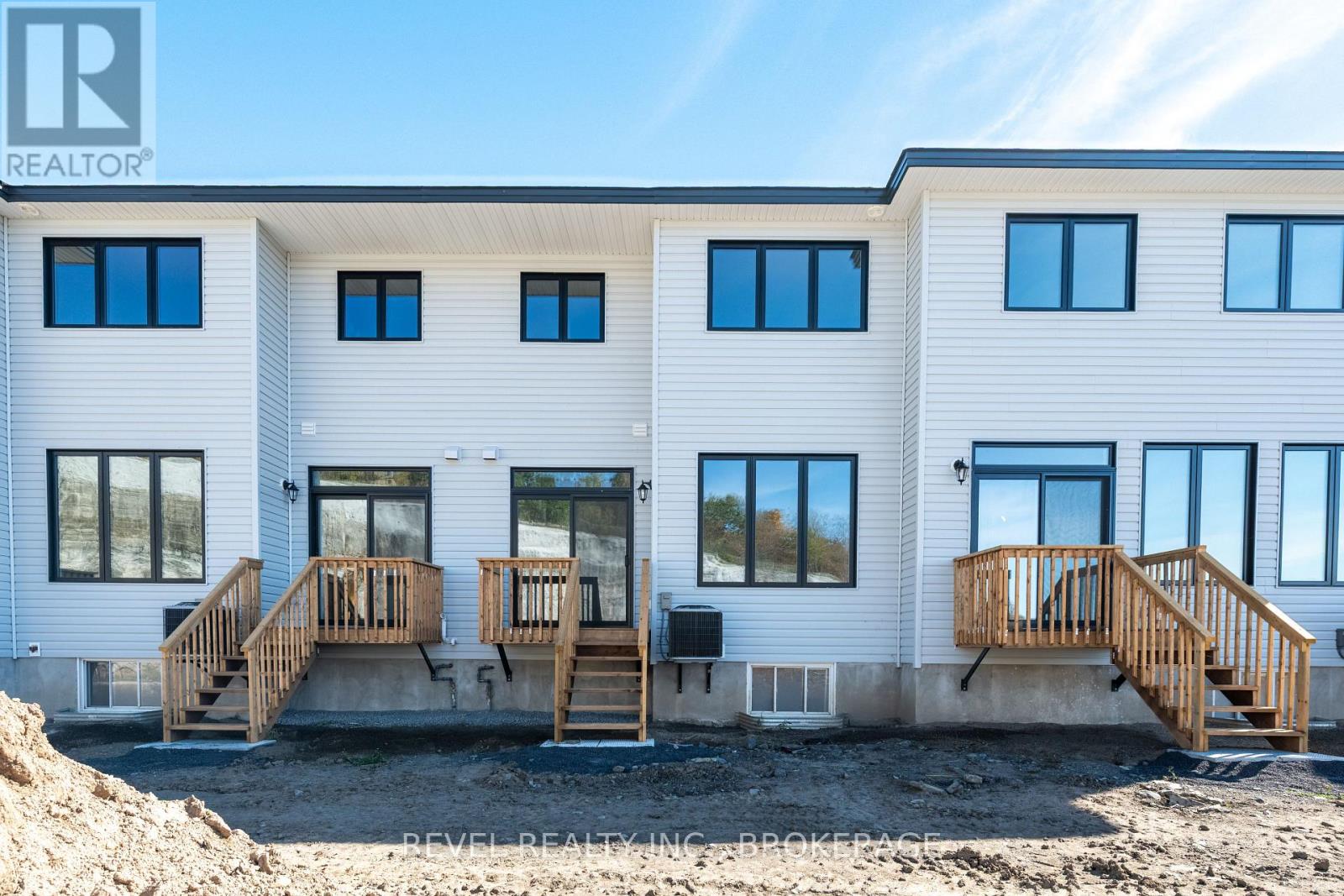 332 DOCKSIDE DRIVE - 28