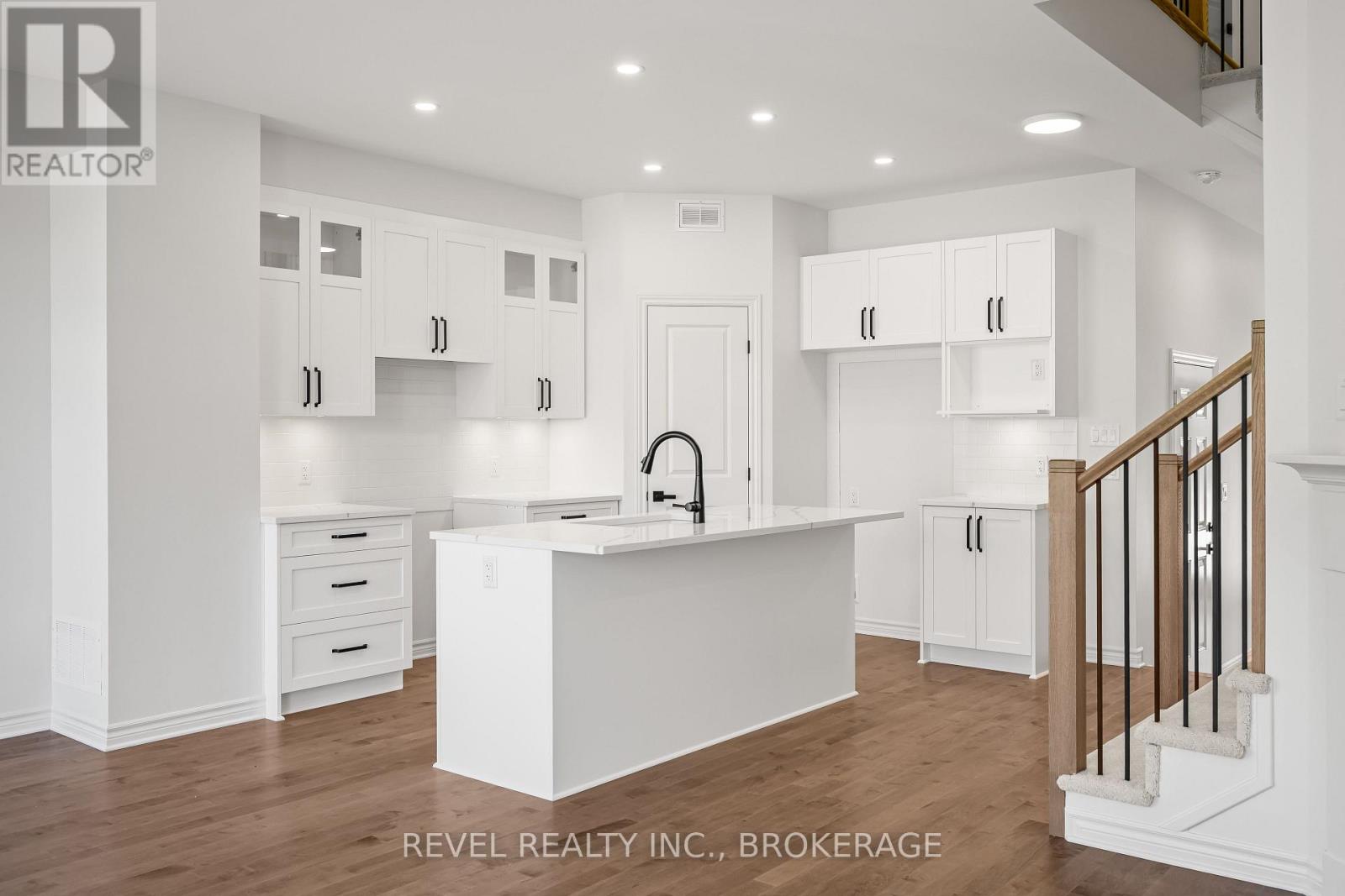 332 DOCKSIDE DRIVE - 6