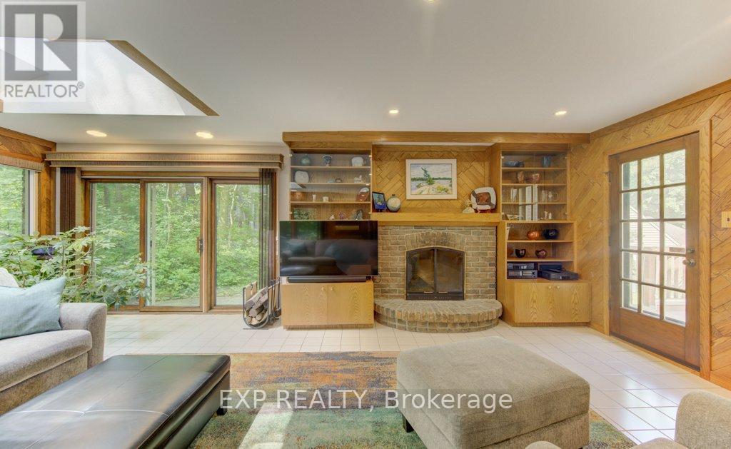 318 SHAKESPEARE PLACE - Image 22
