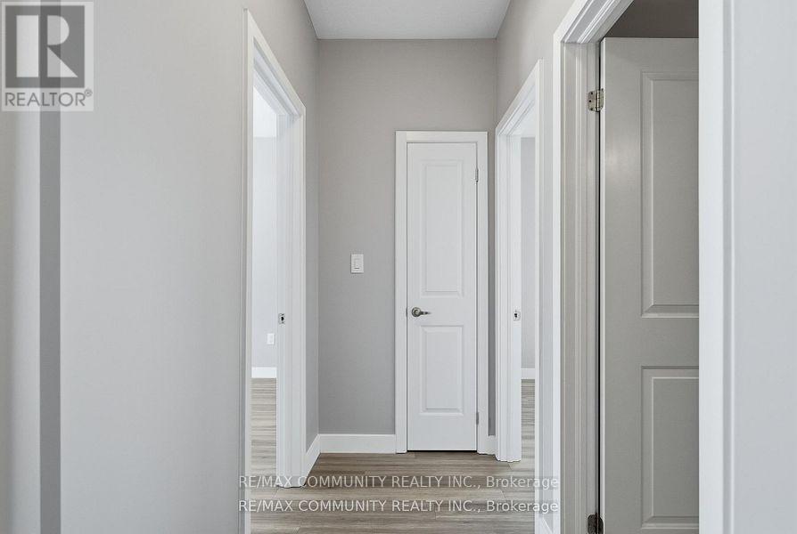 52 POTTER DRIVE - 26