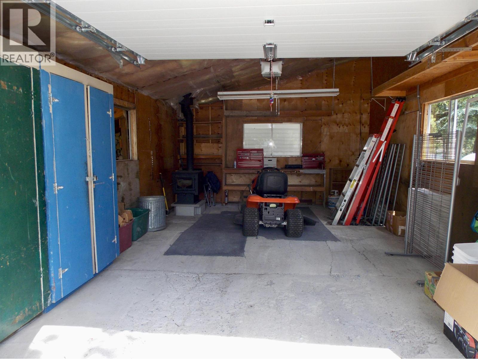 3425 S CHIMNEY LAKE ROAD - 32
