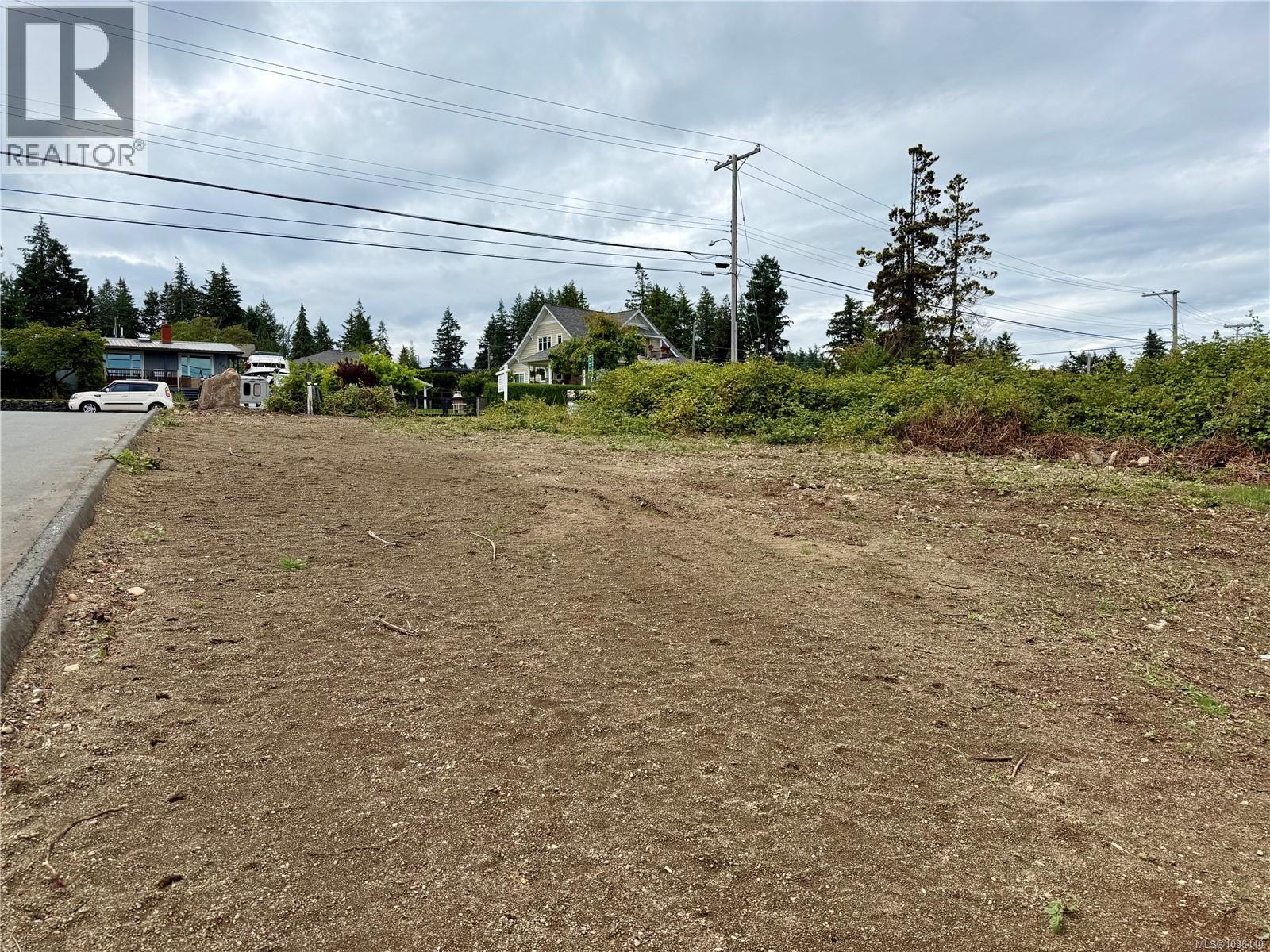 1335 Galerno Rd, Campbell River — photo 3
