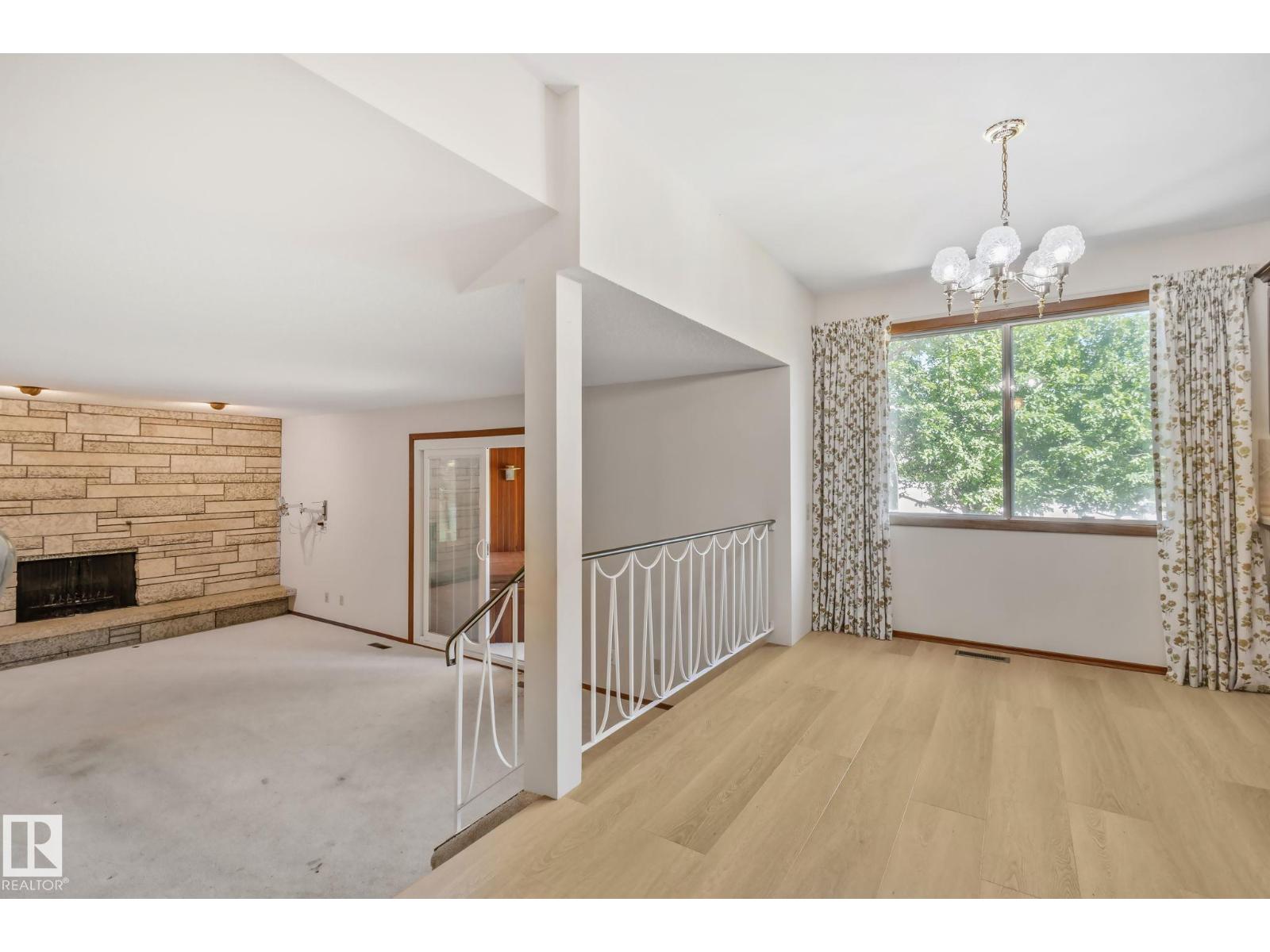 10904 40A AV NW - 17