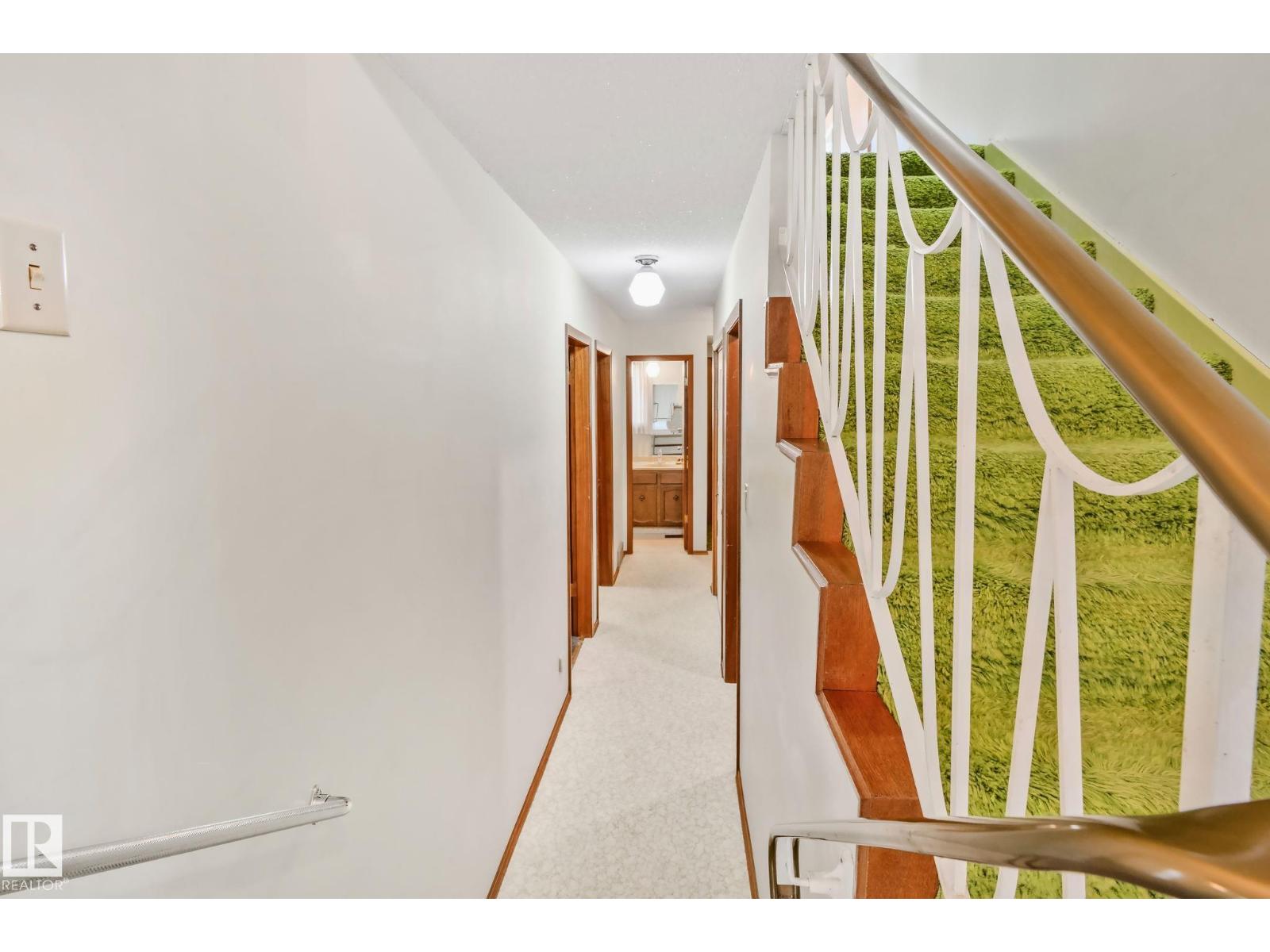 10904 40A AV NW - 24