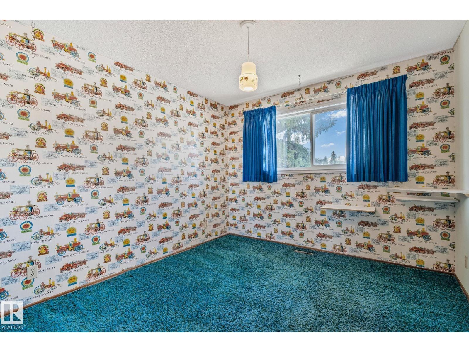 10904 40A AV NW - 34
