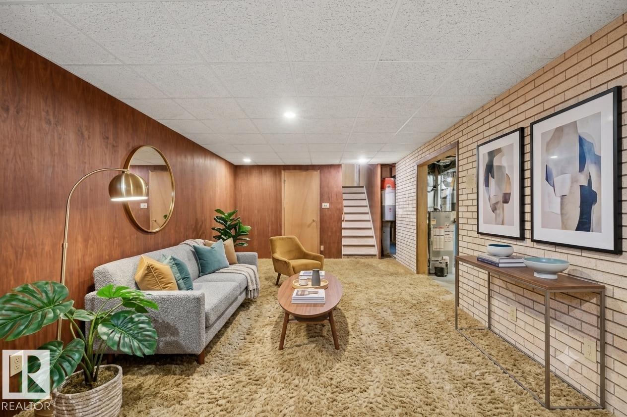 10904 40A AV NW - 39