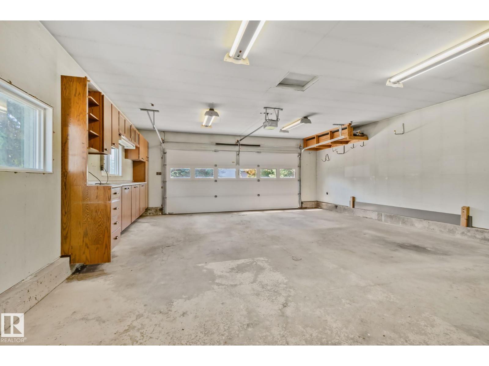 10904 40A AV NW - 46