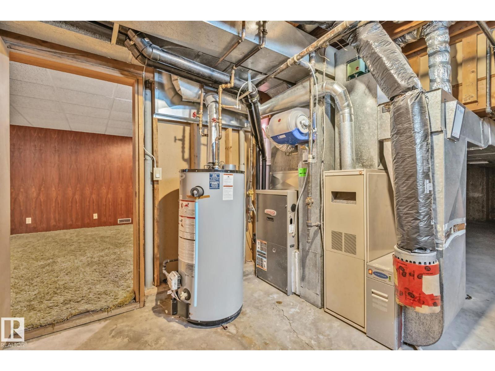 10904 40A AV NW - 47