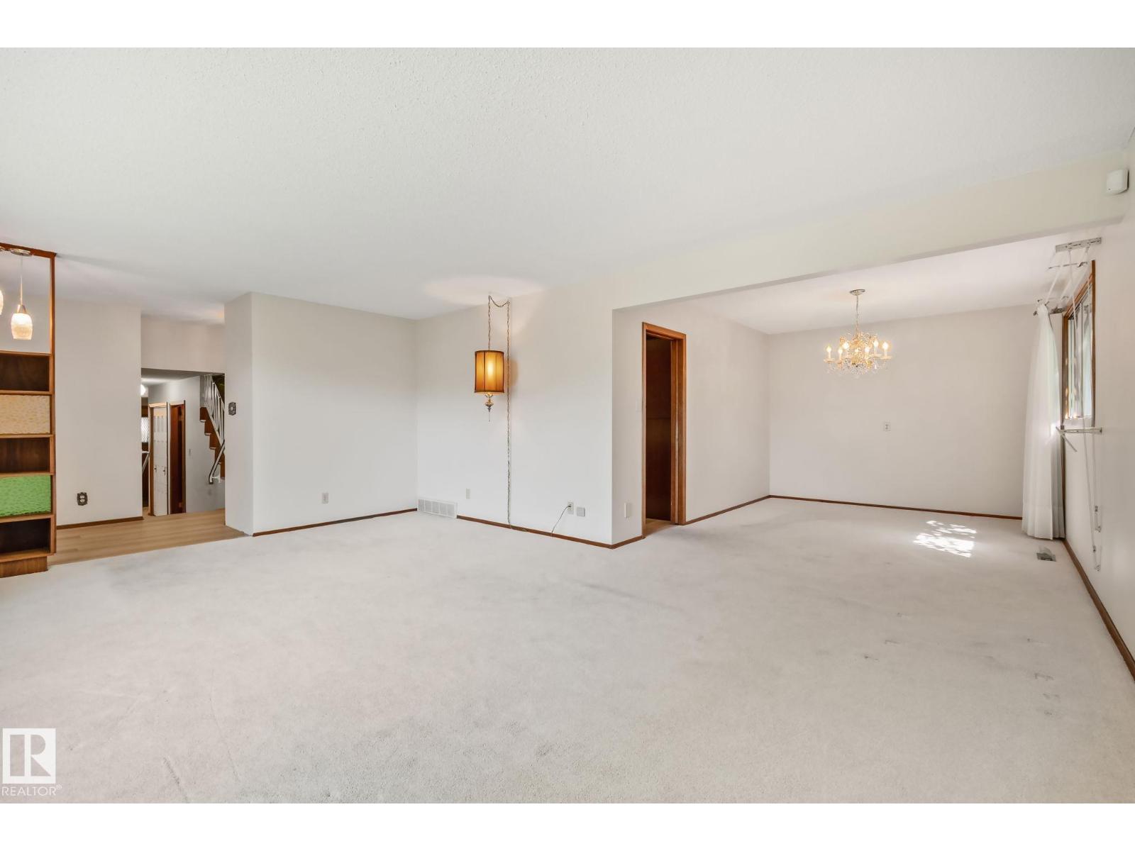 10904 40A AV NW - 6