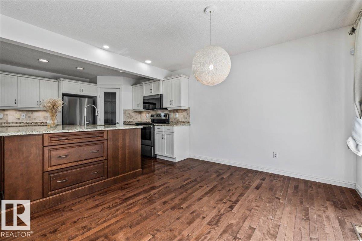 2407 HAGEN WY NW - 39