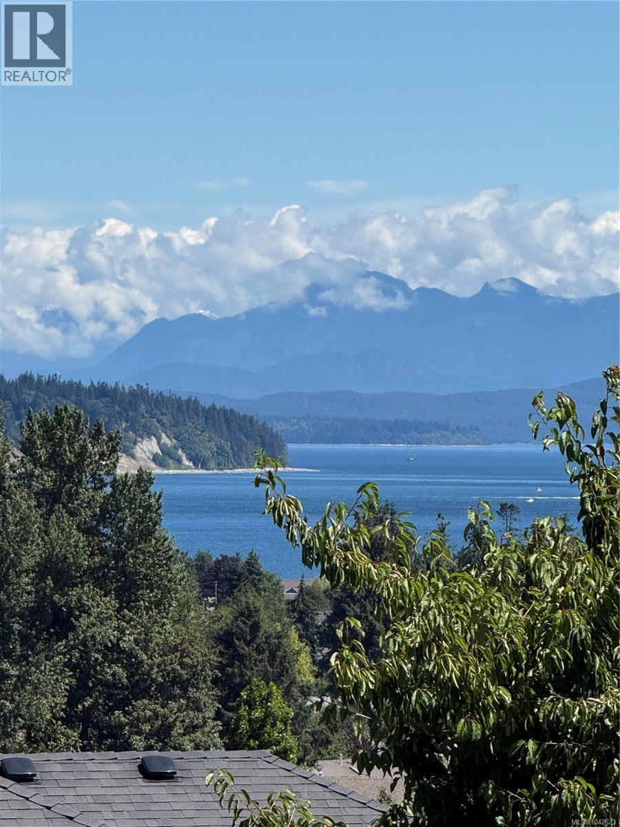 726 Nelson Rd, Campbell River