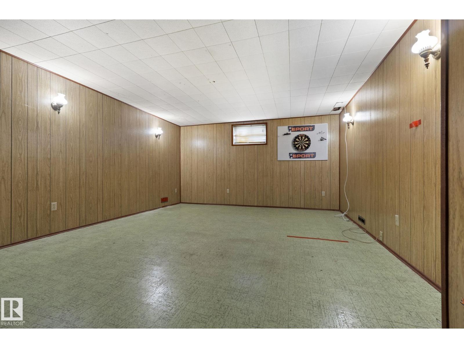 12823 88 ST NW - 46