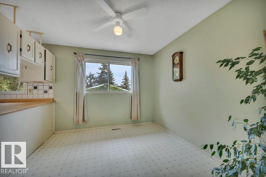 17918 63A AV NW - 12