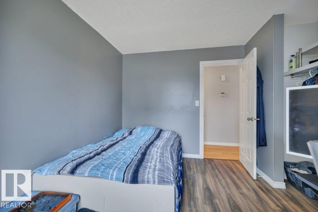 17918 63A AV NW - 27