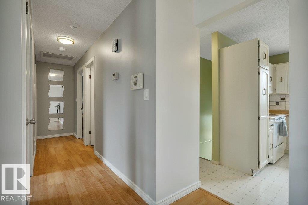 17918 63A AV NW - 19
