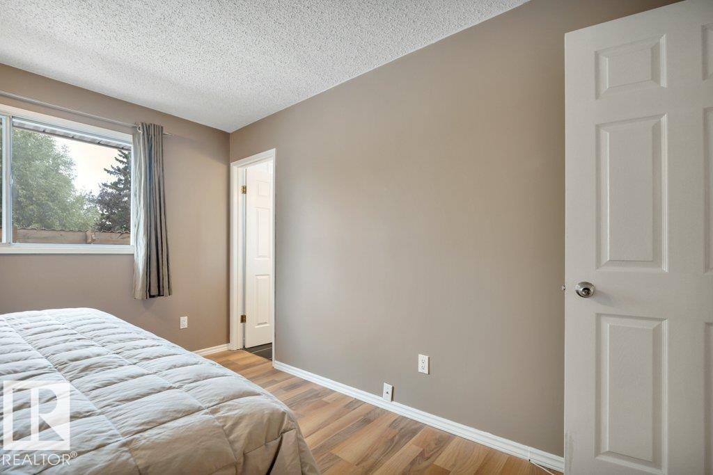 17918 63A AV NW - 22