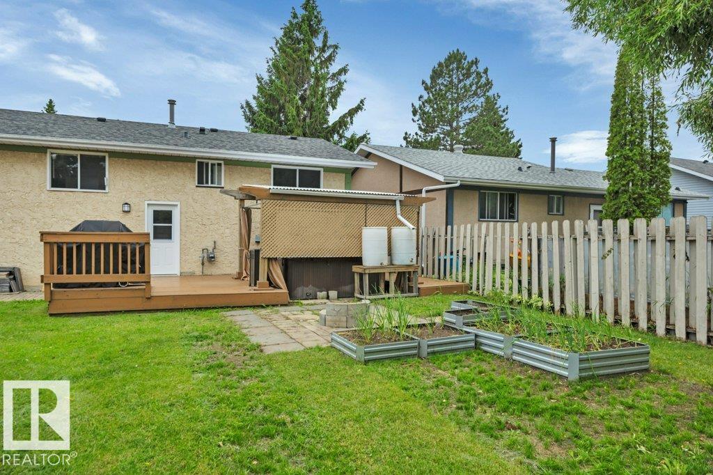 17918 63A AV NW - 50