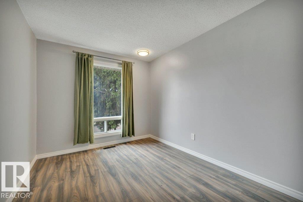 17918 63A AV NW - 24