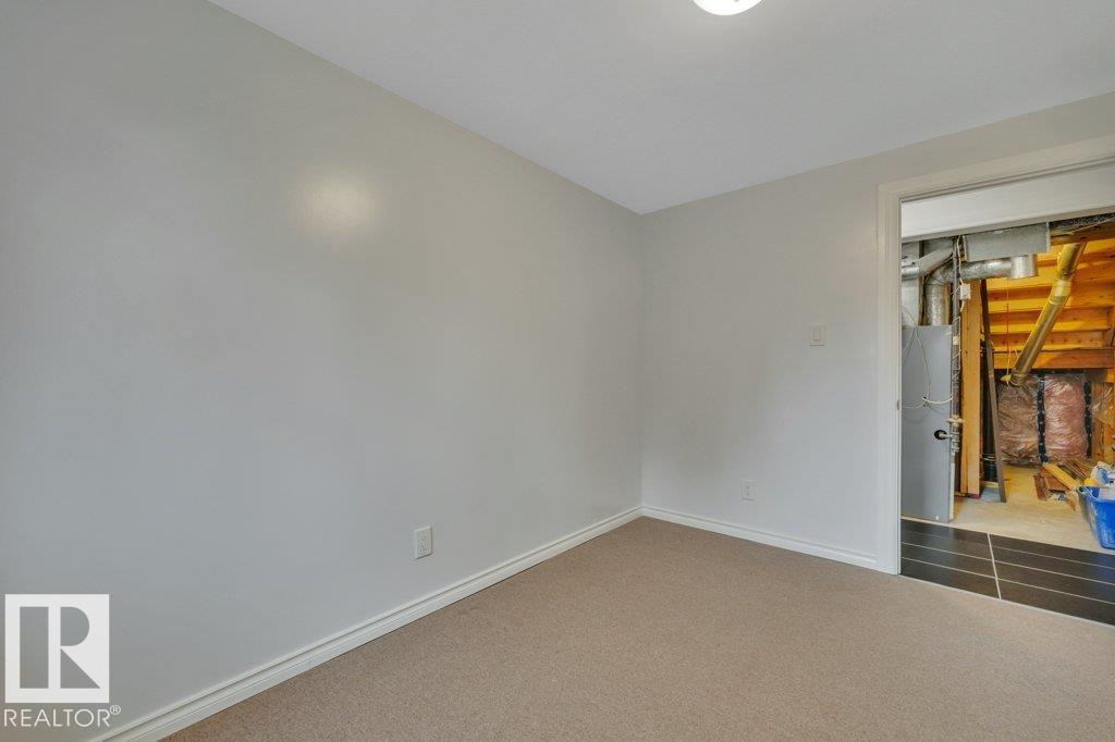 17918 63A AV NW - 39
