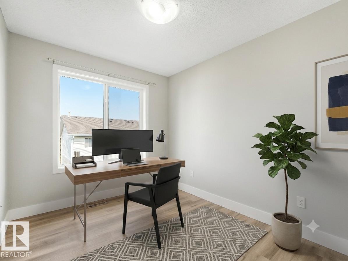 #5 13215 153 AV NW - 26