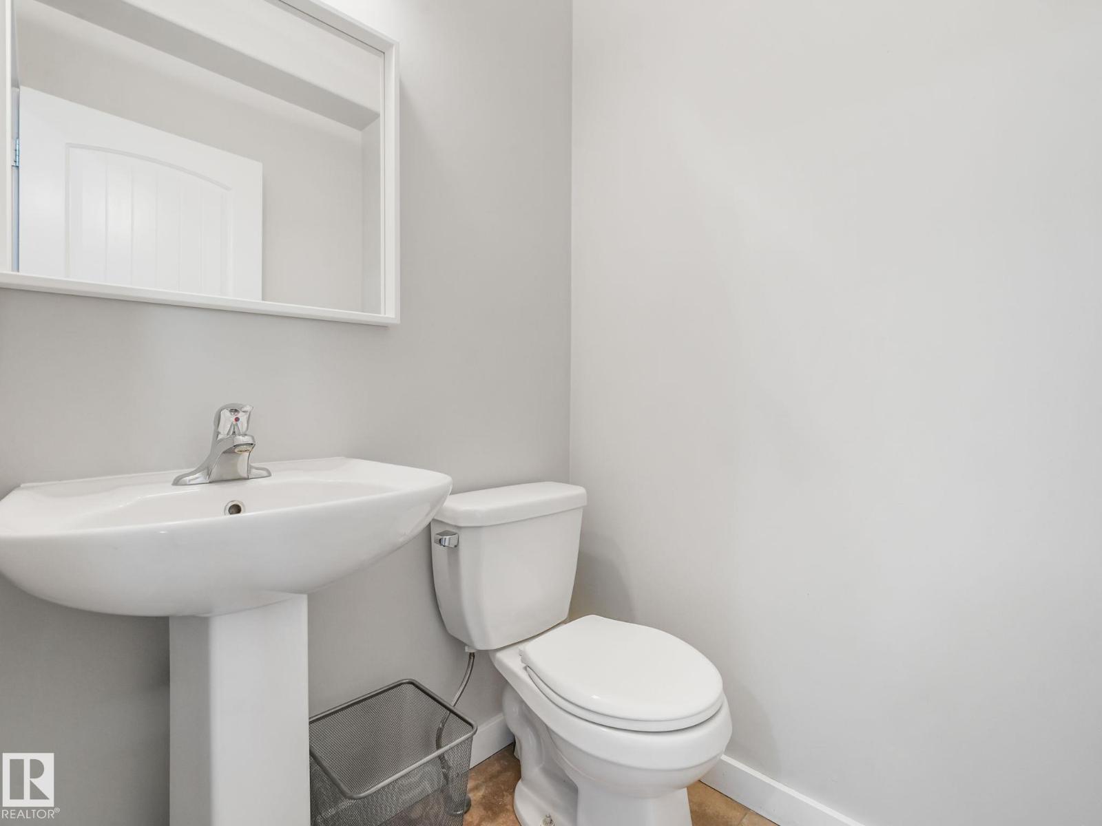 #5 13215 153 AV NW - 22