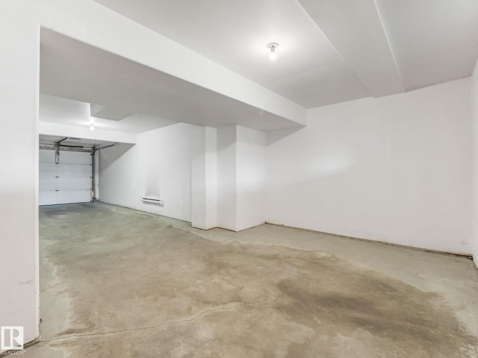 #5 13215 153 AV NW - 45