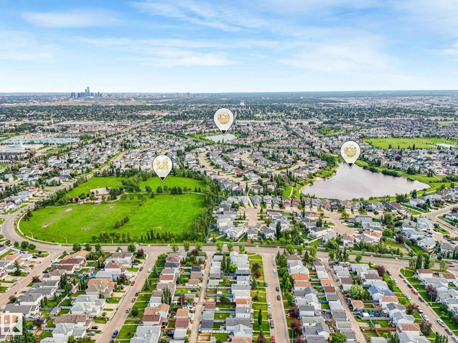 #5 13215 153 AV NW - 64