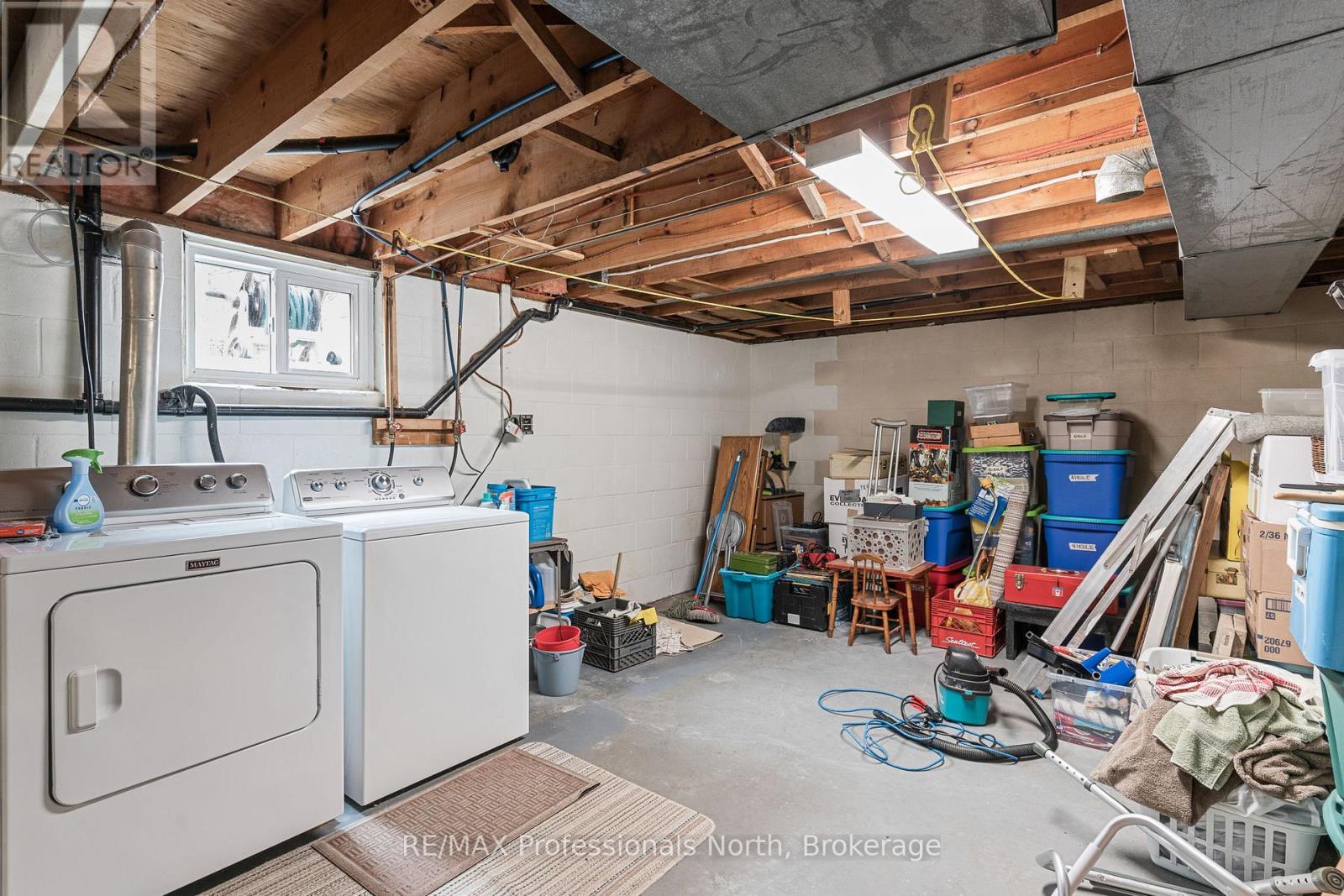 2195 LOOP ROAD - 33