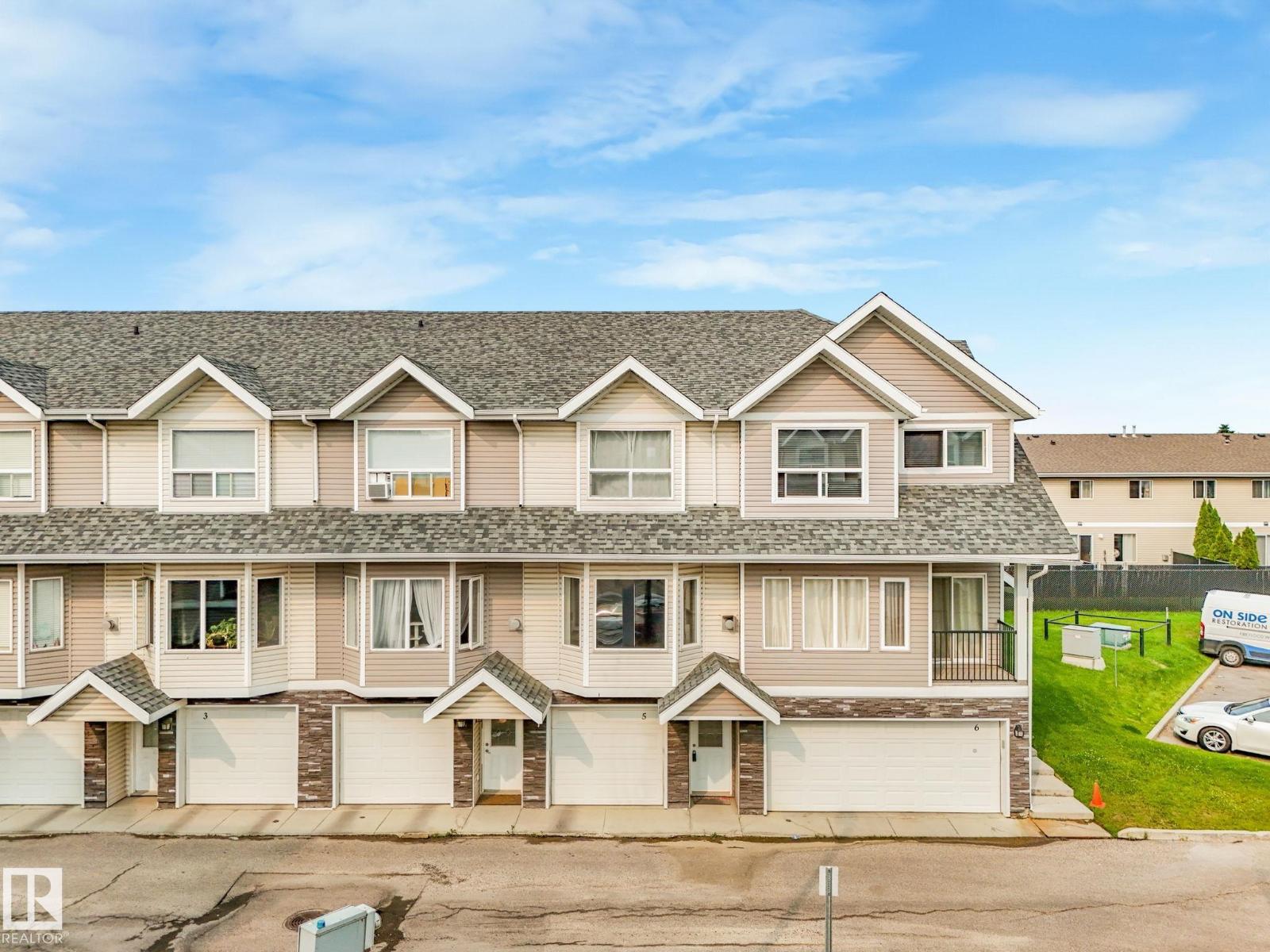 #5 13215 153 AV NW - 62