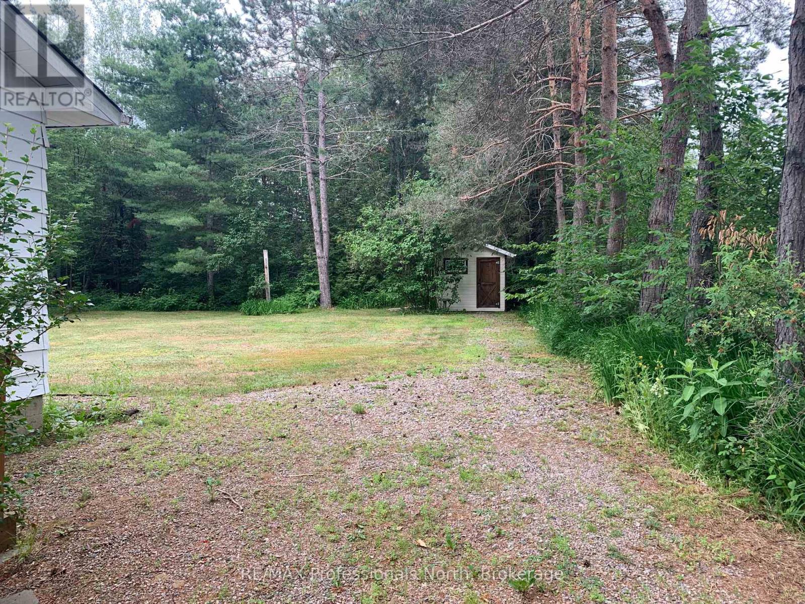 2195 LOOP ROAD - 8