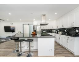 8902 142a Street, Surrey, BC V3V7T1 Photo 13