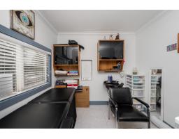8902 142a Street, Surrey, BC V3V7T1 Photo 27