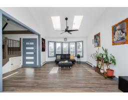 8902 142a Street, Surrey, BC V3V7T1 Photo 6